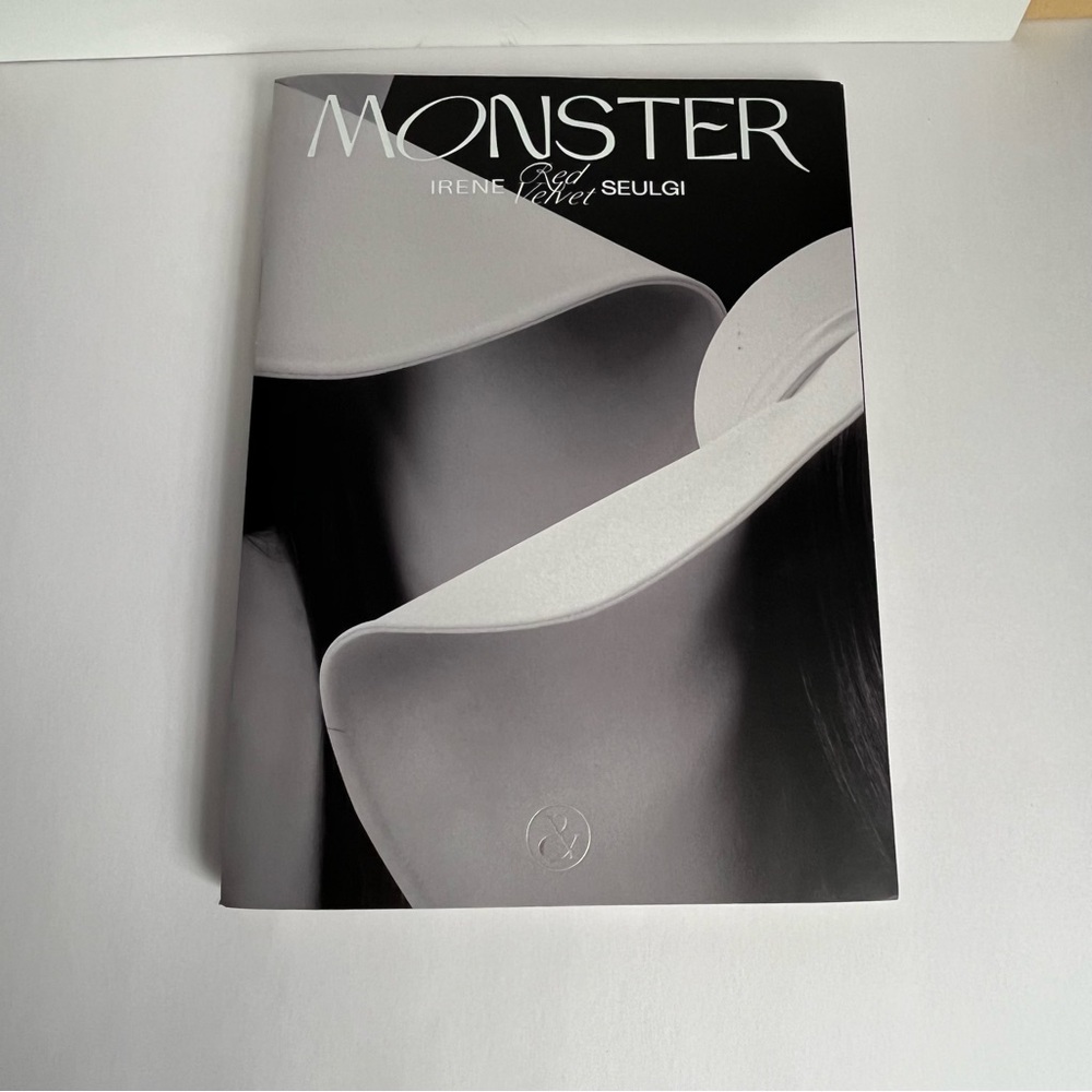 IRENE&SEULGI 1st Mini Album Monster Base Note CD+Book+Sticker+Card+F.Poster+Gift